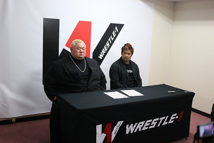 WRESTLE-1の“超重量戦士”浜亮太、至宝奪還へ！―2015.4.2記者会見