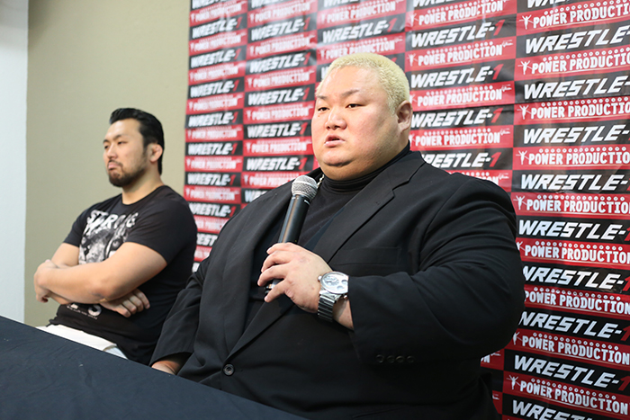 鈴木秀樹vs浜亮太！WRESTLE-1の至宝を懸け明日激突！―2015.5.4記者会見