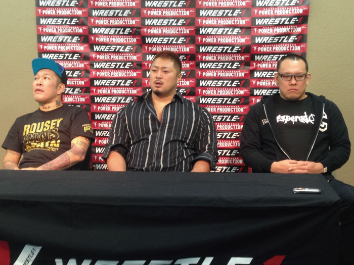 REAL DESPERADO新戦力・火野裕士の狙いはWRESTLE-1の頂点！―2015.11.30記者会見